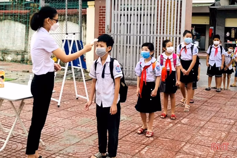 Ngày đến trường đầu tiên trong năm học mới tại Hà Tĩnh