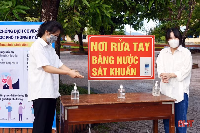Ngày đến trường đầu tiên trong năm học mới tại Hà Tĩnh