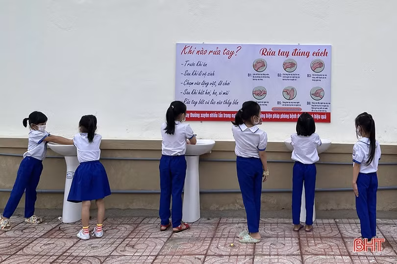 Ngày đến trường đầu tiên trong năm học mới tại Hà Tĩnh