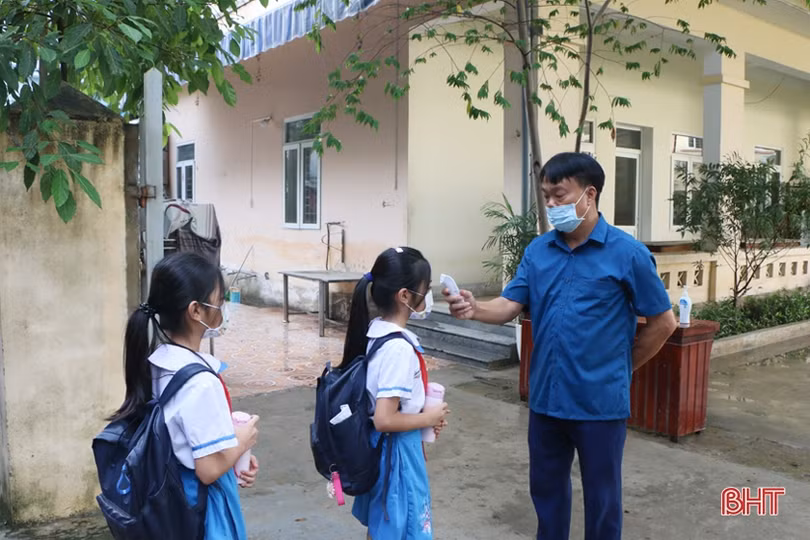 Ngày đến trường đầu tiên trong năm học mới tại Hà Tĩnh
