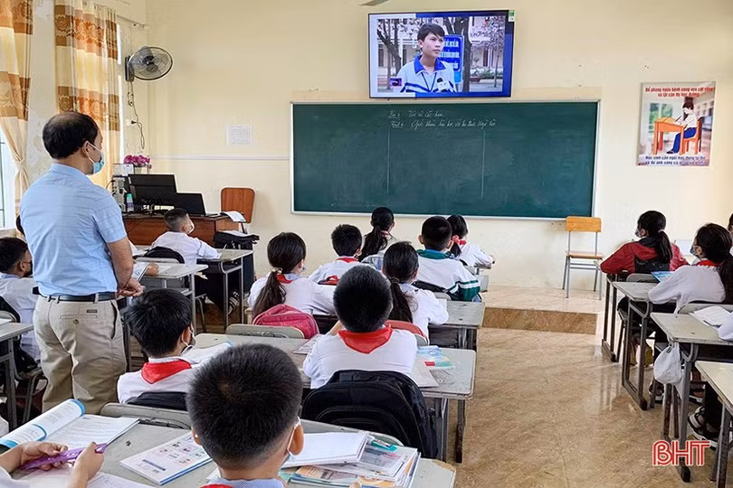 Ngày đến trường đầu tiên trong năm học mới tại Hà Tĩnh