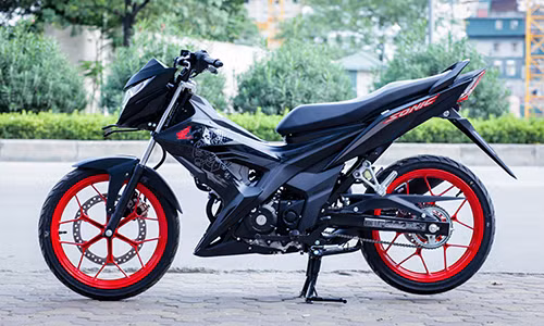honda sonic 150r doi 2017 dau tien ve viet nam