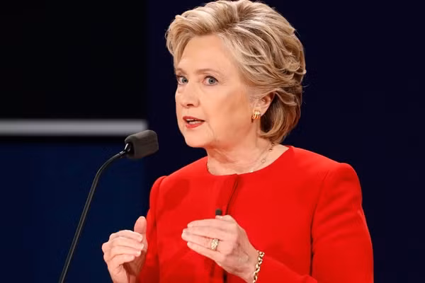 Donald Trump và Hillary Clinton "tỉ thí" vào Nhà Trắng ảnh 3 donald trump va hillary clinton ti thi vao nha trang