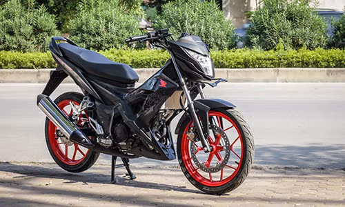 honda sonic 150r doi 2017 dau tien ve viet nam