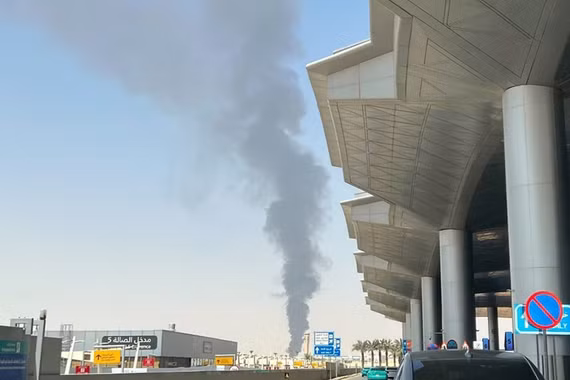 Vụ tấn công vào sân bay quốc tế của Saudi Arabia gây thương vong lớn