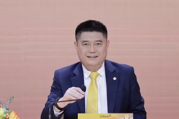 Bầu Thụy muốn mở rộng V.League lên 18 đội