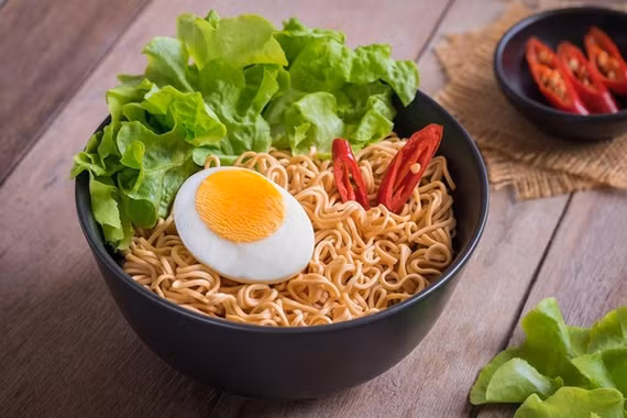 Nhu cầu mì ăn liền toàn cầu lập kỷ lục, Việt Nam xếp thứ 4