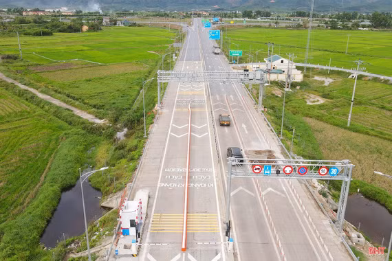Đề xuất bổ sung trường hợp được miễn phí sử dụng cao tốc