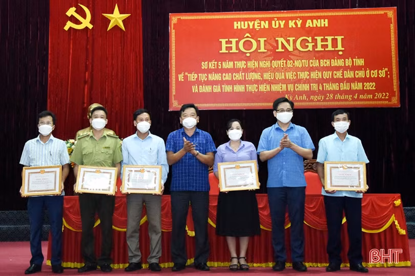 Nâng cao chất lượng, hiệu quả xây dựng và thực hiện quy chế dân chủ cơ sở ở huyện Kỳ Anh