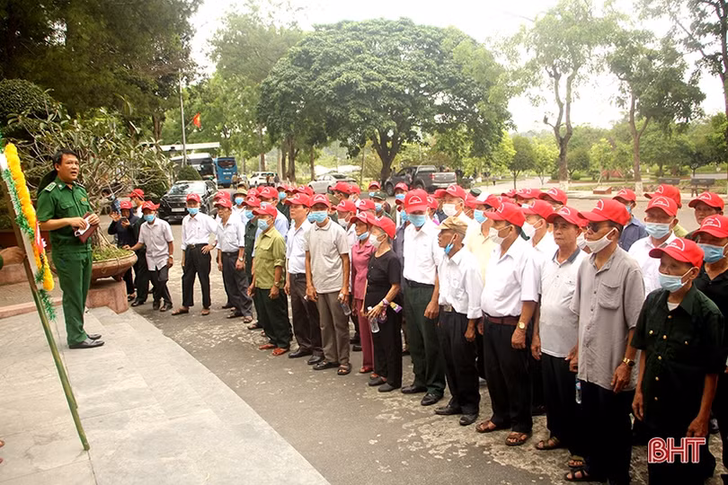 Du khách muôn phương đến tri ân tại Khu di tích Ngã ba Đồng Lộc