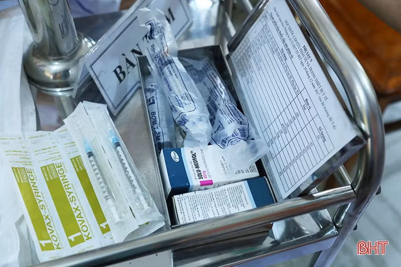 Các địa phương ở Hà Tĩnh tiêm phòng COVID-19 cho học sinh 11 tuổi