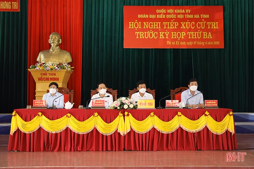 Cử tri TX Kỳ Anh quan tâm hạ tầng khu tái định cư, nguồn lực xây dựng đô thị
