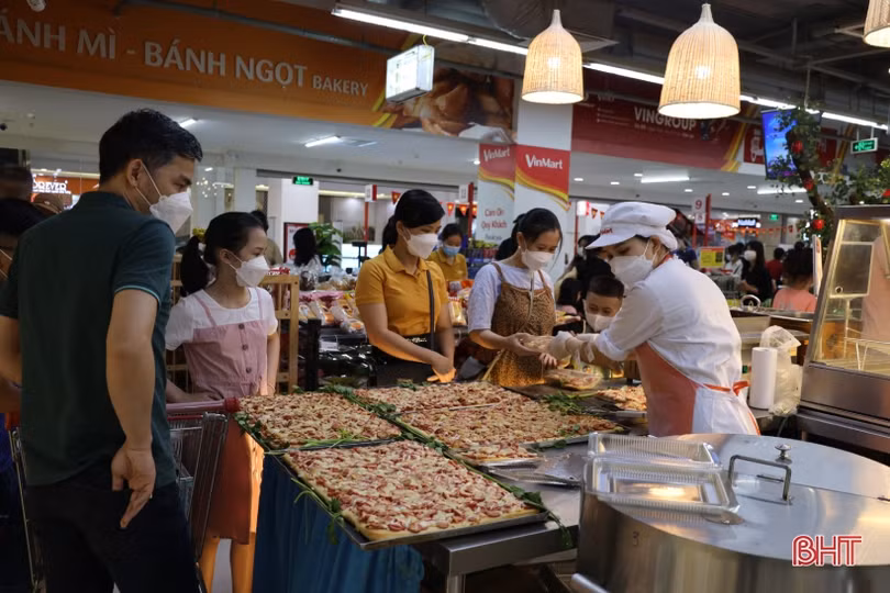 Trung tâm thương mại, khu vui chơi tại Hà Tĩnh hút khách kỳ nghỉ lễ 30/4 - 1/5