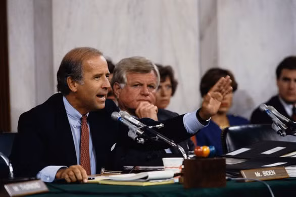 Con đường trở thành Tổng thống Mỹ thứ 46 của ông Joe Biden