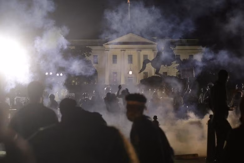 Nhìn lại nhiệm kỳ 4 năm đầy biến động của Tổng thống Trump