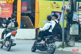 Mất an toàn giao thông ngay đầu năm học: Đừng để sự chủ quan thành thói quen