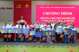 Xã Cẩm Trung kết nối, đỡ đầu 11 trẻ mồ côi, trẻ em có hoàn cảnh khó khăn