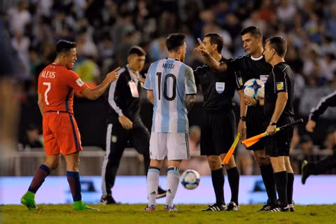 messi tu choi de nghi giam an treo gio tu fifa