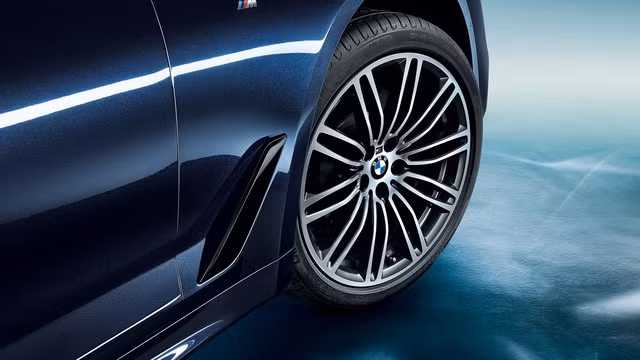 chi tiet xe sang khien nhieu nguoi phat them bmw 5 series li 2017