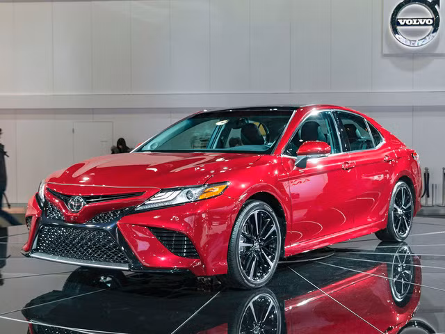 day la hinh anh xem truoc cua toyota camry 2018 cho chau a