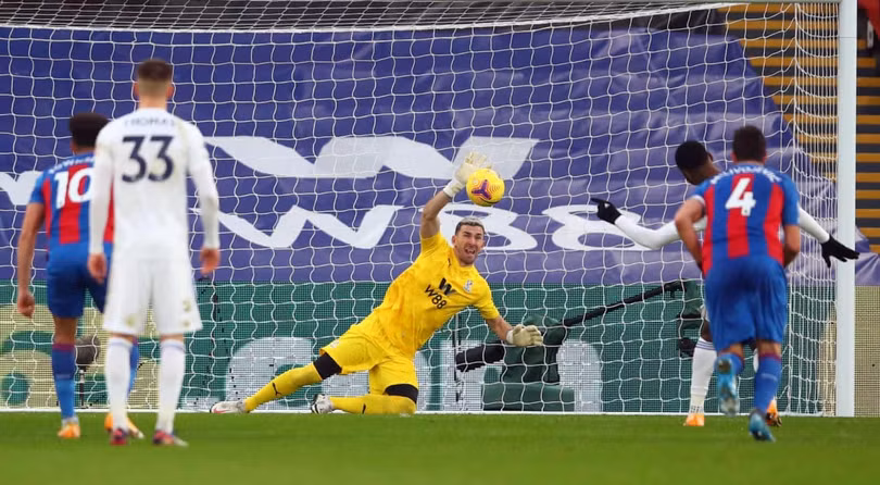 Chelsea và Leicester rủ nhau sảy chân, MU chưa đá đã hưởng lợi