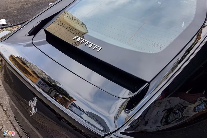 Chi tiết Ferrari 812 Superfast thứ 2 tại Việt Nam