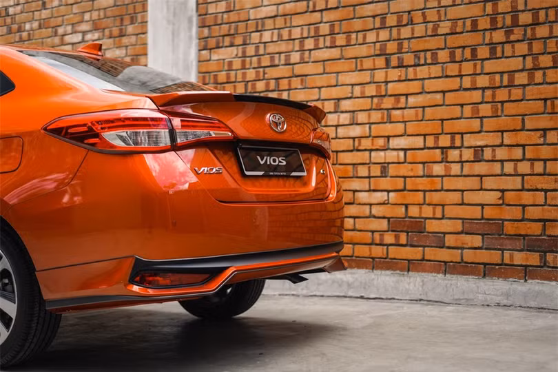 Chi tiết Toyota Vios 2021 vừa ra mắt