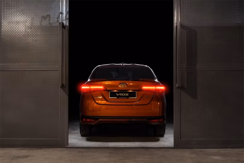 Chi tiết Toyota Vios 2021 vừa ra mắt