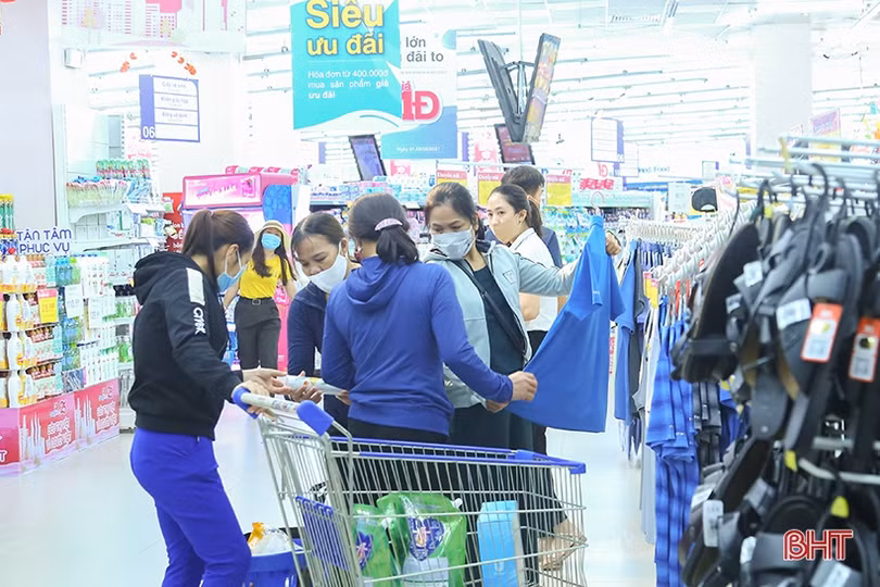 Hà Tĩnh tái kích hoạt các biện pháp phòng chống dịch Covid-19