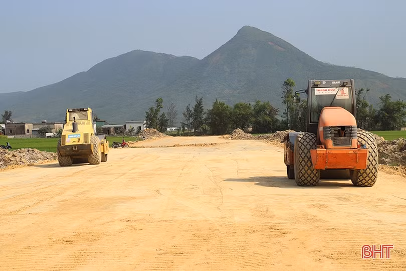 Hà Tĩnh đẩy nhanh tiến độ những công trình trọng điểm