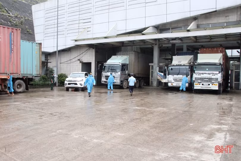 Kiểm soát chặt tuyến biên giới, không để vượt biên trái phép vào địa bàn Hà Tĩnh