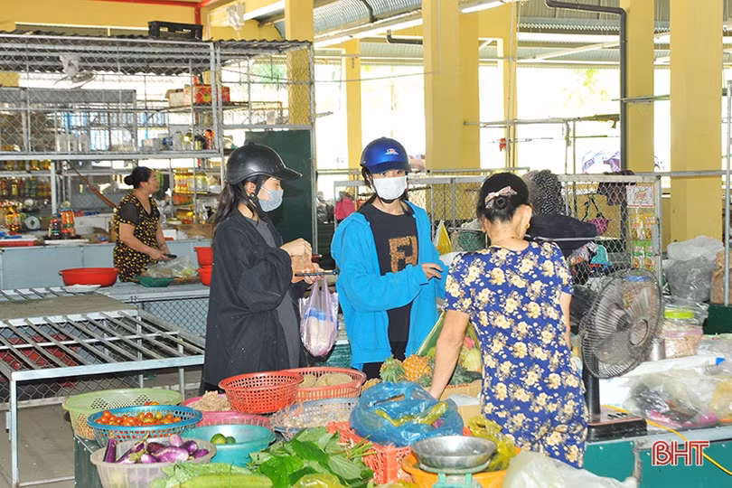 Thực hiện thông điệp 5K tại Hà Tĩnh: Nhiều người nghiêm túc, số lớn vẫn lơ là...