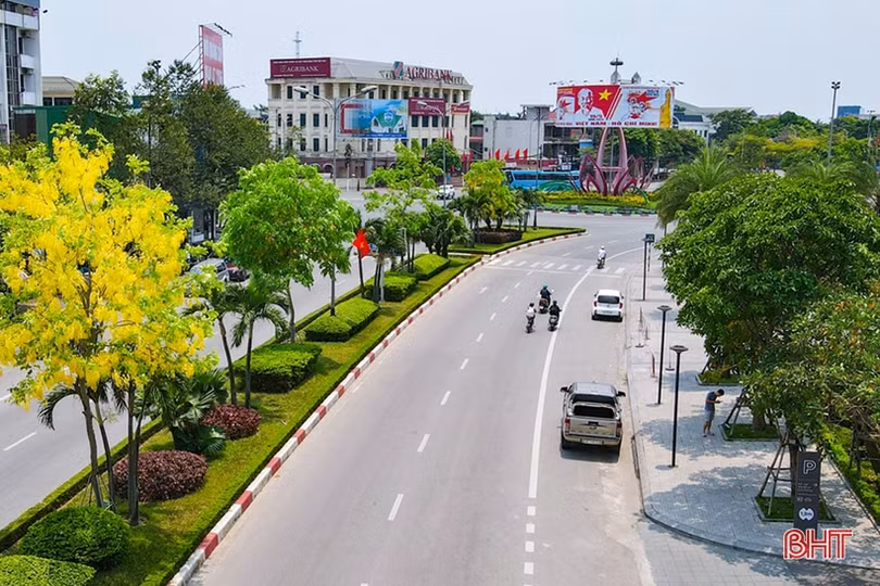 Vang mãi bản hùng ca!