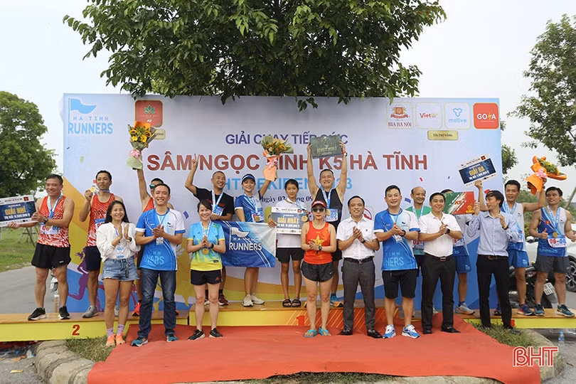 88 VĐV tham gia Giải chạy bộ “Tiếp sức cùng đồng đội”