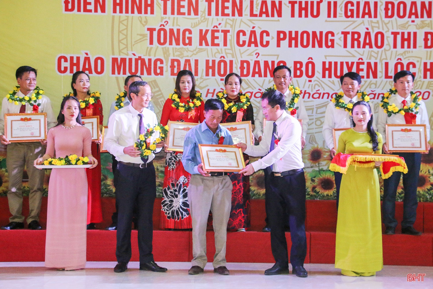Lộc Hà vững bước trên hành trình vươn lên giàu đẹp