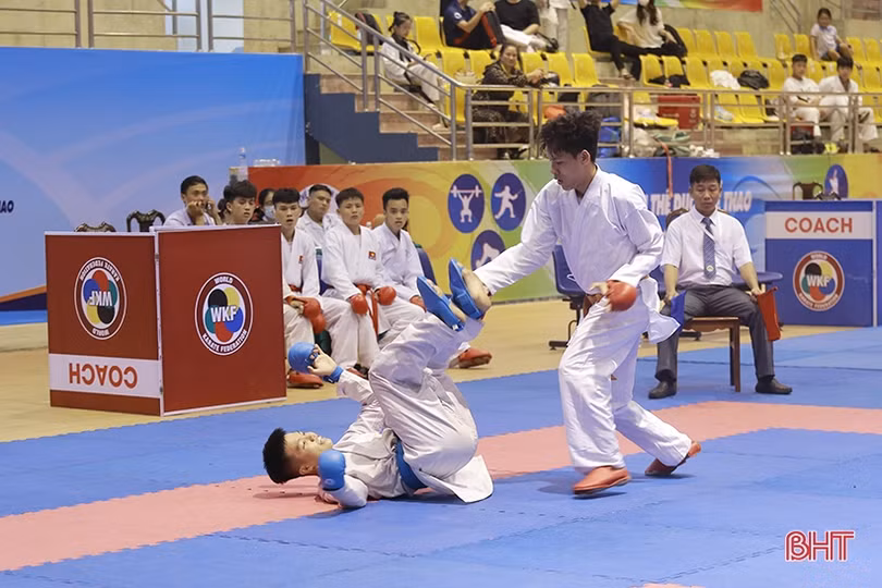 Thành phố Hà Tĩnh nhất toàn đoàn môn Karate Đại hội TDTT toàn tỉnh lần thứ IX