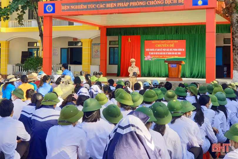 Học sinh phổ thông Hà Tĩnh hào hứng với hoạt động ngoại khóa đầu năm học