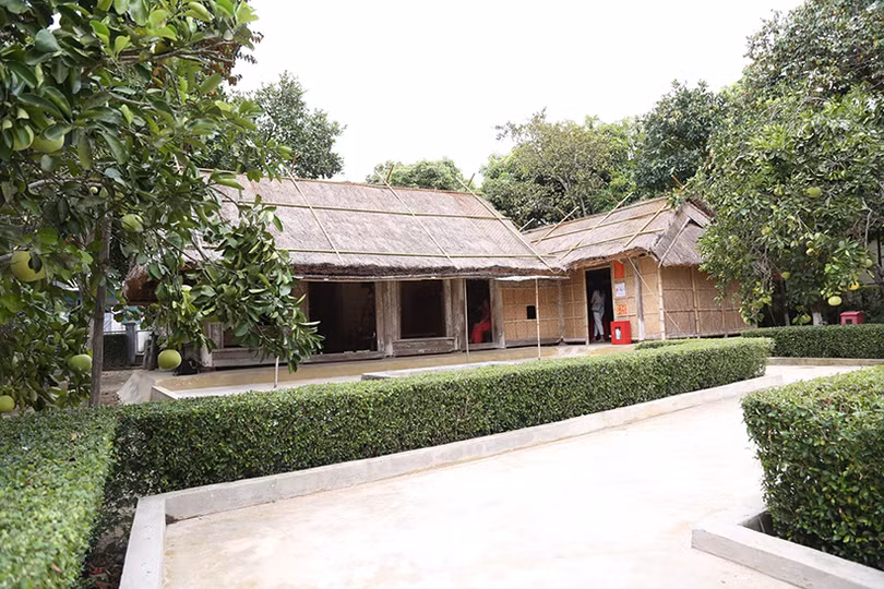 Đồng chí Lê Hồng Phong - người chiến sỹ cộng sản kiên cường, nhà lãnh đạo xuất sắc của Đảng
