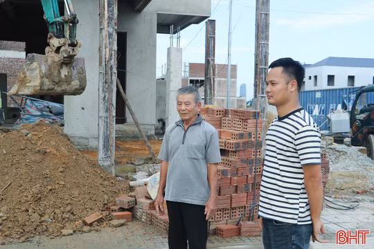 Chủ nhà, chủ thầu “đau đầu” vì khan hiếm thợ xây