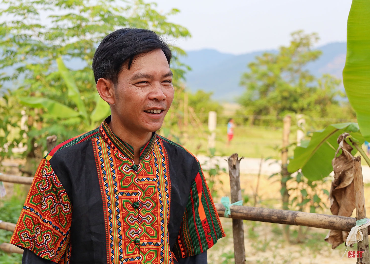 “Thủ lĩnh” mặt trận tận tụy, uy tín với dân bản Rào Tre
