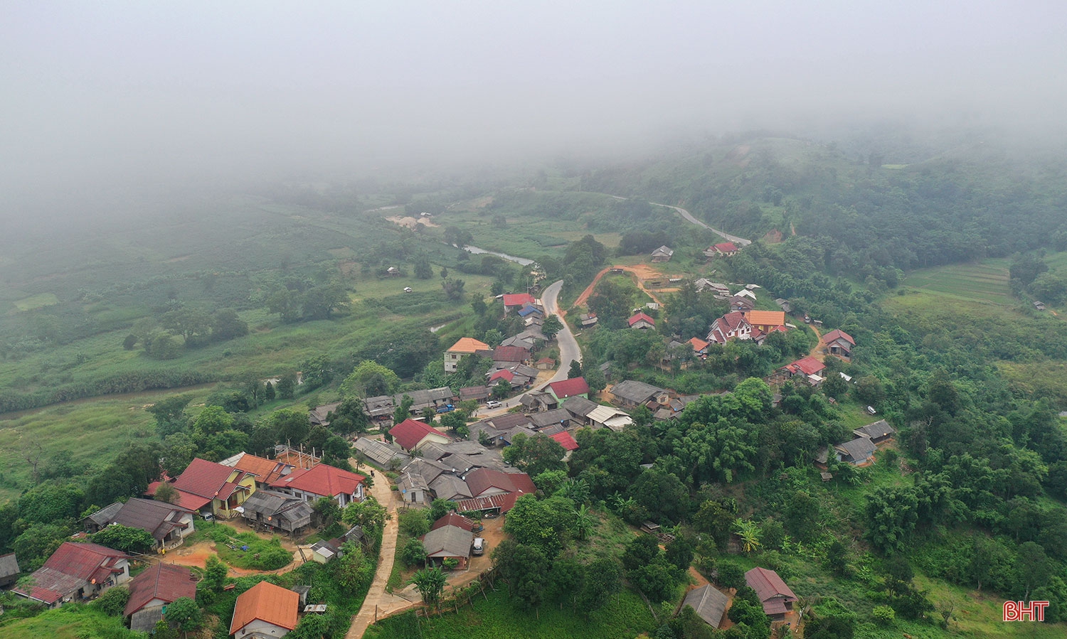 Những người con của đất nước Triệu Voi mang dòng máu Việt (bài 1): Khăm Cợt ấm tình, đậm nghĩa