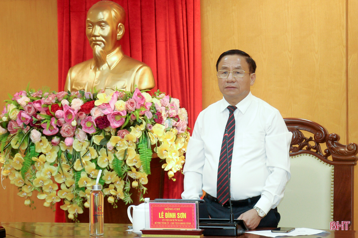 Bí thư Tỉnh ủy: Mỗi cán bộ nghỉ hưu phải luôn là người gương mẫu trong những người gương mẫu nhất