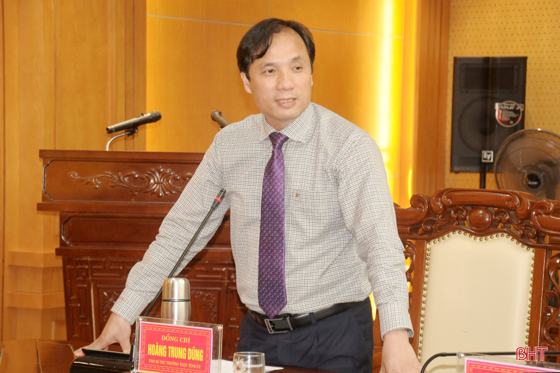 Bí thư Tỉnh ủy: Mỗi cán bộ nghỉ hưu phải luôn là người gương mẫu trong những người gương mẫu nhất