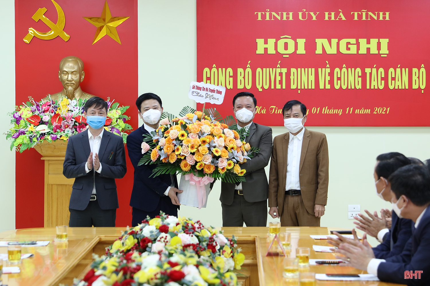 Trao quyết định điều động, bổ nhiệm Tổng Biên tập Báo Hà Tĩnh