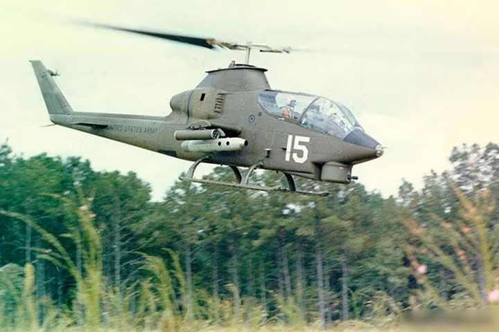 Khám phá trực thăng “Hổ mang” tấn công Bell AH-1 Cobra do Mỹ sản xuất
