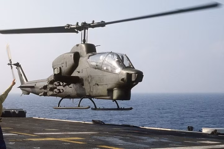Khám phá trực thăng “Hổ mang” tấn công Bell AH-1 Cobra do Mỹ sản xuất