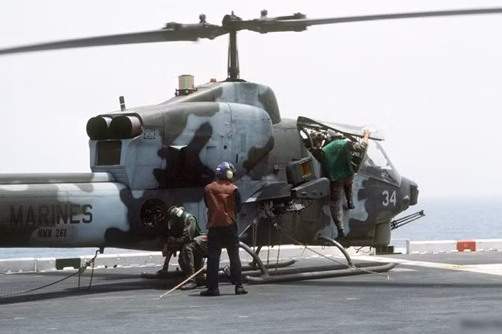 Khám phá trực thăng “Hổ mang” tấn công Bell AH-1 Cobra do Mỹ sản xuất