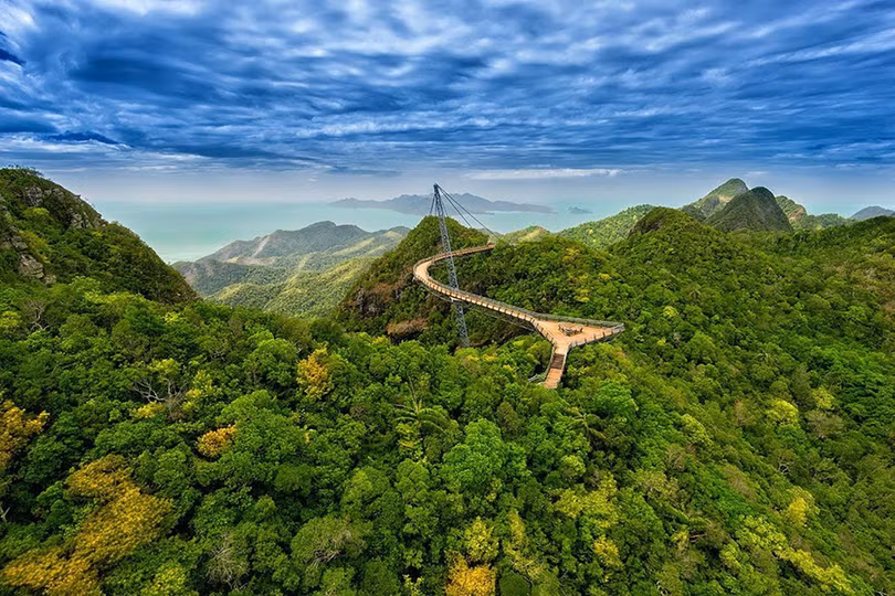 Chiêm ngưỡng những cây cầu kỳ lạ trên thế giới