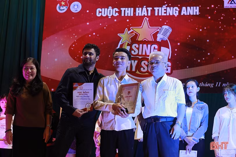 Ấn tượng đêm chung kết cuộc thi hát tiếng Anh “Sing My Song” 2018