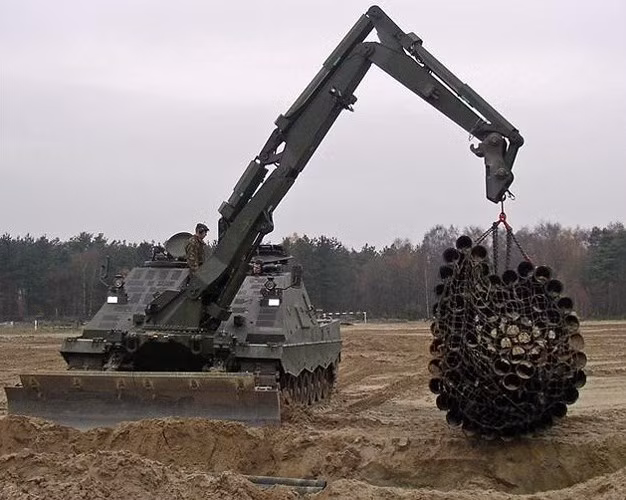 can canh xe cong binh tac chien hien dai pionerpanzer 3 kodiak